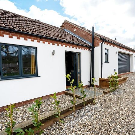 Villa Little House - Perfect For Exploring The Broads à Acle Extérieur photo