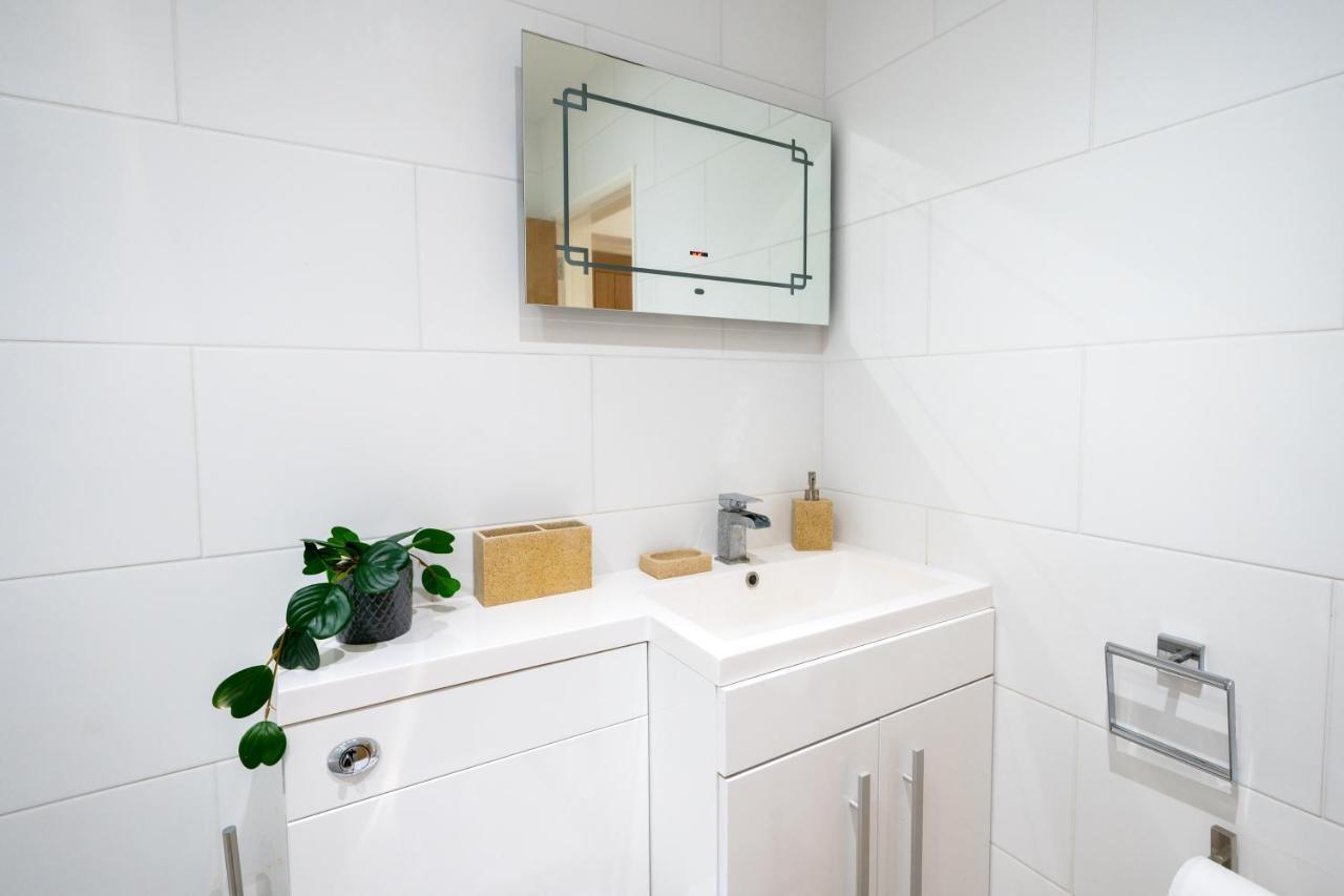 Villa Little House - Perfect For Exploring The Broads à Acle Extérieur photo